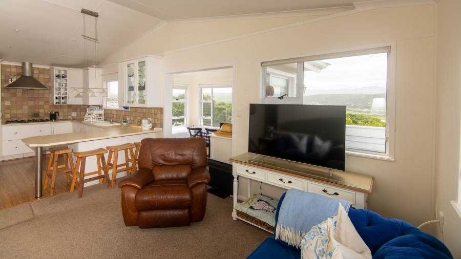 4 Bedroom Property for Sale in Bergsig Western Cape